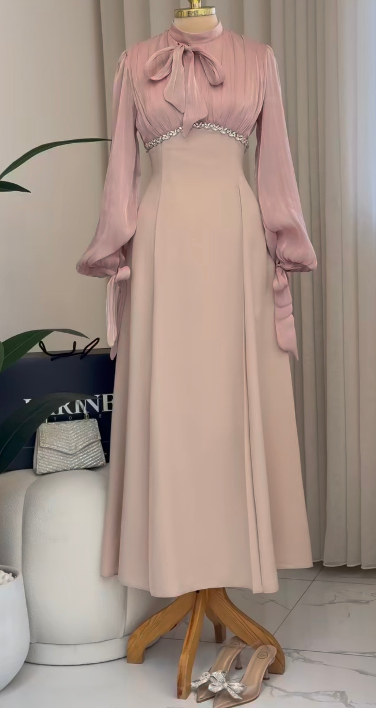 فستان ايزابيل