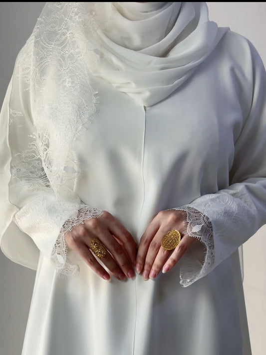 Nooran Abaya